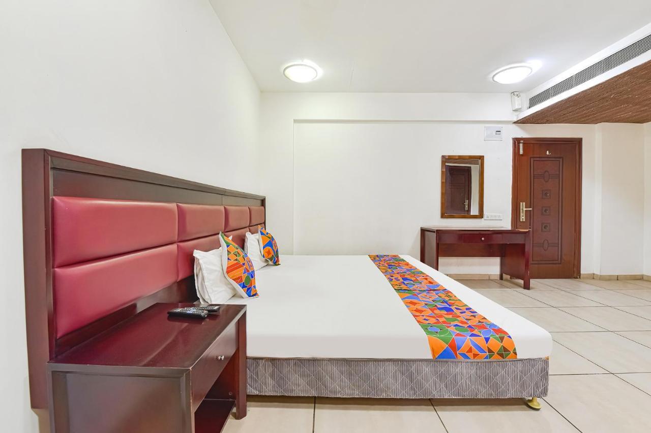 Fabhotel Gl Residency - Satellite Ahmedabad Exterior photo